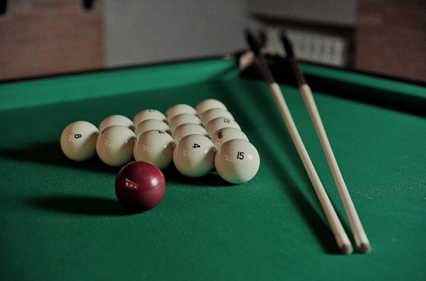 Игра в бильярд Владивосток.Ultra Подарки. Игра в бильярд Владивосток. Попробуйте настоящий бильярд, в бильярдном клубе. Сервис: UltraPodarki.ru 8 800 505 95 30. Игра в бильярд, игра в бильярд Владивосток, русский бильярд, русский бильярд Владивосток, бильярдный клуб, бильярдный клуб Владивосток, бильярд Владивосток, купить бильярд Владивосток