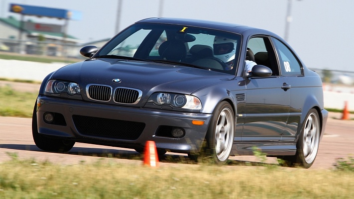 Контраварийное вождение во Владивостоке. Ultra Подарки. Купить уроки контраварийного вождения во Владивостоке. Научитесь водить машину в любых условиях! Сервис UltraPodarki.ru 8 800 505 95 30. Контраварийное вождение Владивосток, контраварийное вождение, экстремальное вождение Владивосток, экстремальное вождение, обучение вождению Владивосток, обучение вождению, вождение Владивосток, вождение,  курс вождения Владивосток, курс вождения, курсы экстремальное вождения Владивосток, курсы экстремального вождения, обучение в автошколе Владивосток, обучение в автошколе