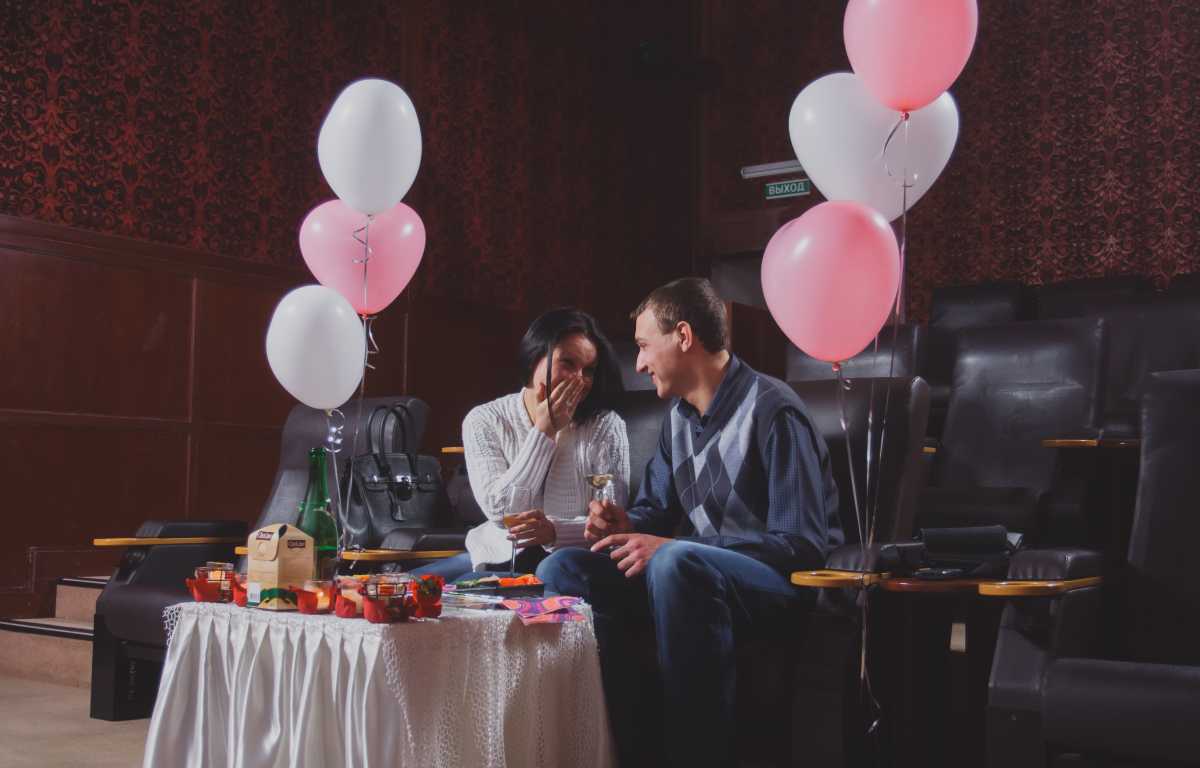 Романтическое свидание в кинотеатре во Владивостоке