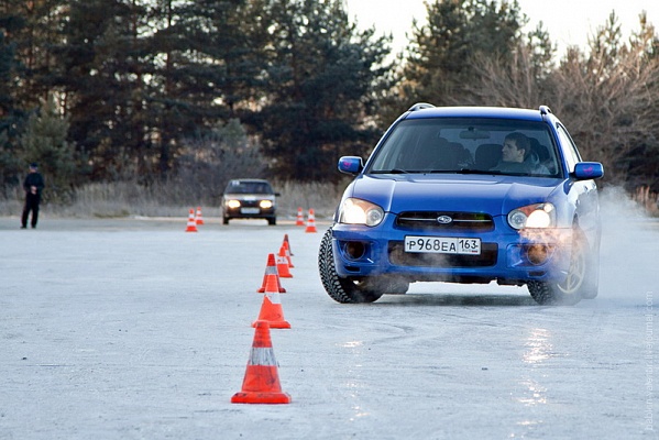 Контраварийное вождение во Владивостоке. Ultra Подарки. Купить уроки контраварийного вождения во Владивостоке. Научитесь водить машину в любых условиях! Сервис UltraPodarki.ru 8 800 505 95 30. Контраварийное вождение Владивосток, контраварийное вождение, экстремальное вождение Владивосток, экстремальное вождение, обучение вождению Владивосток, обучение вождению, вождение Владивосток, вождение,  курс вождения Владивосток, курс вождения, курсы экстремальное вождения Владивосток, курсы экстремального вождения, обучение в автошколе Владивосток, обучение в автошколе