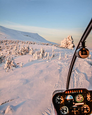 Полёт на вертолете во Владивостоке. Ultra Подарки. Полёт на вертолете во Владивостоке. Попробуйте полёт на вертолете. Сервис: UltraPodarki.ru 8 800 505 95 30. Полёт на вертолете, вертолет Владивосток, экскурсия на вертолете Владивосток, купить вертолет Владивосток