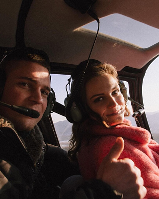 Полёт на вертолете во Владивостоке. Ultra Подарки. Полёт на вертолете во Владивостоке. Попробуйте полёт на вертолете. Сервис: UltraPodarki.ru 8 800 505 95 30. Полёт на вертолете, вертолет Владивосток, экскурсия на вертолете Владивосток, купить вертолет Владивосток