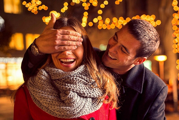 Романтическое свидание на крыше во Владивостоке. Ultra Подарки. Купить романтическое свидание на крыше во Владивостоке. Подарите самым близким незабываемые моменты и почувствуйте друг друга ещё ближе. Сервис UltraPodarki.ru 8 800 505 95 30. Романтическое свидание на крышево Владивостоке, свидание на крышево Владивостоке, свидание, сертификат на свидание на крыше, сертификат на свидание во Владивостоке, купить свидание на крыше, купить свидание Владивосток