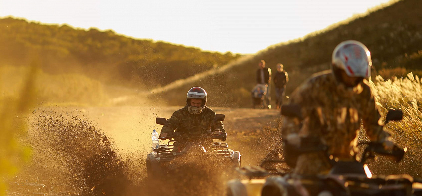 Прокат квадроциклов во Владивостоке. Сервис Ultra Подарки. Подарочный сертификат на прокат квадроциклов летом и зимой во Владивостоке. Закажите катание на квадроциклах недорого и наслаждайтесь активным отдыхом с друзьями. Выбирайте живописные маршруты для езды на квадроциклах. Сервис UltraPodarki.ru 8800-505-9530. Катание на квадроциклах, Прокат квадроциклов, езда на квадроцикле, прокат квадроциклов Владивосток, катание на квадроциклах Владивосток, Катание на квадроциклах зимой, Катание на квадроциклах летом, Сертификат на катание на квадроциклах 

