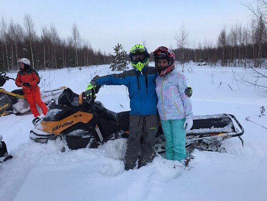 Катание на снегоходах во Владивостоке в подарок. Сервис Ultra Подарки
. Подарочный сертификат на катание на снегоходах во Владивостоке с друзьями. Закажите прокат снегоходов в подарок для мужчины по привлекательным ценам. Живописные маршруты для езды на снегоходах это отличная возможность активного отдыха. Сервис UltraPodarki.ru 8 800 505 95 30. катание на снегоходах, подарочный сертификат на катание на снегоходе, прокат снегоходов, прокат снегоходов Владивосток, катание на снегоходах Владивосток, езда на снегоходе