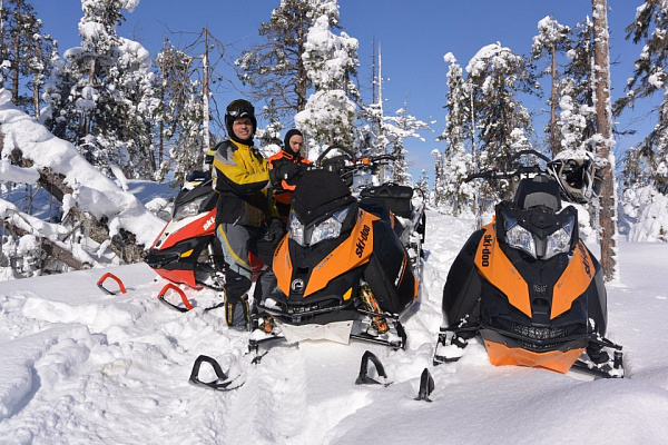 Катание на снегоходах во Владивостоке в подарок. Сервис Ultra Подарки
. Подарочный сертификат на катание на снегоходах во Владивостоке с друзьями. Закажите прокат снегоходов в подарок для мужчины по привлекательным ценам. Живописные маршруты для езды на снегоходах это отличная возможность активного отдыха. Сервис UltraPodarki.ru 8 800 505 95 30. катание на снегоходах, подарочный сертификат на катание на снегоходе, прокат снегоходов, прокат снегоходов Владивосток, катание на снегоходах Владивосток, езда на снегоходе