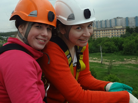 Роупджампинг - прыжки с верёвкой во Владивостоке. Подарочные сертификаты Ultra Подарки. Роупджампинг во Владивостоке - Экстремальный оригинальный подарок или подарочный сертификат на Роупджампинг - прыжки с верёвкой. Сервис UltraPodarki.ru 8-800-505-95-30. роупджампинг Владивосток, прыжок веревка Владивосток, роупджампинг, прыжок веревка, прыжок с веревкой, Подарок, подарочный сертификат, экстрим, экстремальный подарок