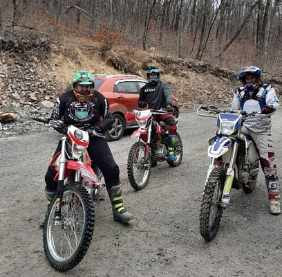 Катание на мотоцикле во Владивостоке. ULTRA ПОДАРКИ. Купить катание на мотоцикле во Владивостоке. Попробовав езду на мотоциклах, вы получите порцию адреналина и невероятные эмоции. Сервис: UltraPodarki.ru 8 800 505 95 30.. Катание на мотоцикле во Владивостоке, прокат мотоциклов Владивосток, катание на мотоциклах, прокат мотоцикла, езда на мотоцикле Владивосток, езда на мотоцикле, мотопрогулка Владивосток, мотопрогулка