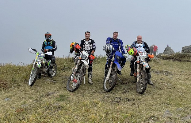 Катание на мотоцикле во Владивостоке. ULTRA ПОДАРКИ. Купить катание на мотоцикле во Владивостоке. Попробовав езду на мотоциклах, вы получите порцию адреналина и невероятные эмоции. Сервис: UltraPodarki.ru 8 800 505 95 30.. Катание на мотоцикле во Владивостоке, прокат мотоциклов Владивосток, катание на мотоциклах, прокат мотоцикла, езда на мотоцикле Владивосток, езда на мотоцикле, мотопрогулка Владивосток, мотопрогулка