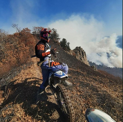 Катание на мотоцикле во Владивостоке. ULTRA ПОДАРКИ. Купить катание на мотоцикле во Владивостоке. Попробовав езду на мотоциклах, вы получите порцию адреналина и невероятные эмоции. Сервис: UltraPodarki.ru 8 800 505 95 30.. Катание на мотоцикле во Владивостоке, прокат мотоциклов Владивосток, катание на мотоциклах, прокат мотоцикла, езда на мотоцикле Владивосток, езда на мотоцикле, мотопрогулка Владивосток, мотопрогулка