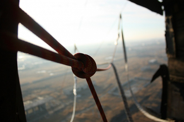 Роупджампинг - прыжки с верёвкой во Владивостоке. Подарочные сертификаты Ultra Подарки. Роупджампинг во Владивостоке - Экстремальный оригинальный подарок или подарочный сертификат на Роупджампинг - прыжки с верёвкой. Сервис UltraPodarki.ru 8-800-505-95-30. роупджампинг Владивосток, прыжок веревка Владивосток, роупджампинг, прыжок веревка, прыжок с веревкой, Подарок, подарочный сертификат, экстрим, экстремальный подарок