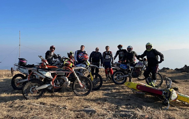 Катание на мотоцикле во Владивостоке. ULTRA ПОДАРКИ. Купить катание на мотоцикле во Владивостоке. Попробовав езду на мотоциклах, вы получите порцию адреналина и невероятные эмоции. Сервис: UltraPodarki.ru 8 800 505 95 30.. Катание на мотоцикле во Владивостоке, прокат мотоциклов Владивосток, катание на мотоциклах, прокат мотоцикла, езда на мотоцикле Владивосток, езда на мотоцикле, мотопрогулка Владивосток, мотопрогулка